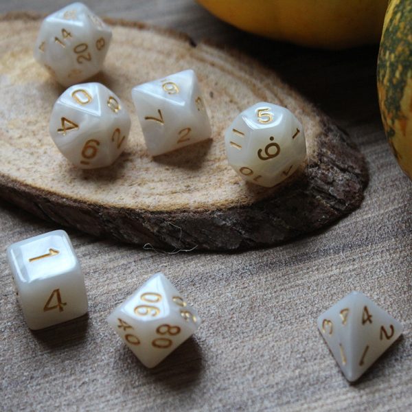 Opaque pearly white dice set