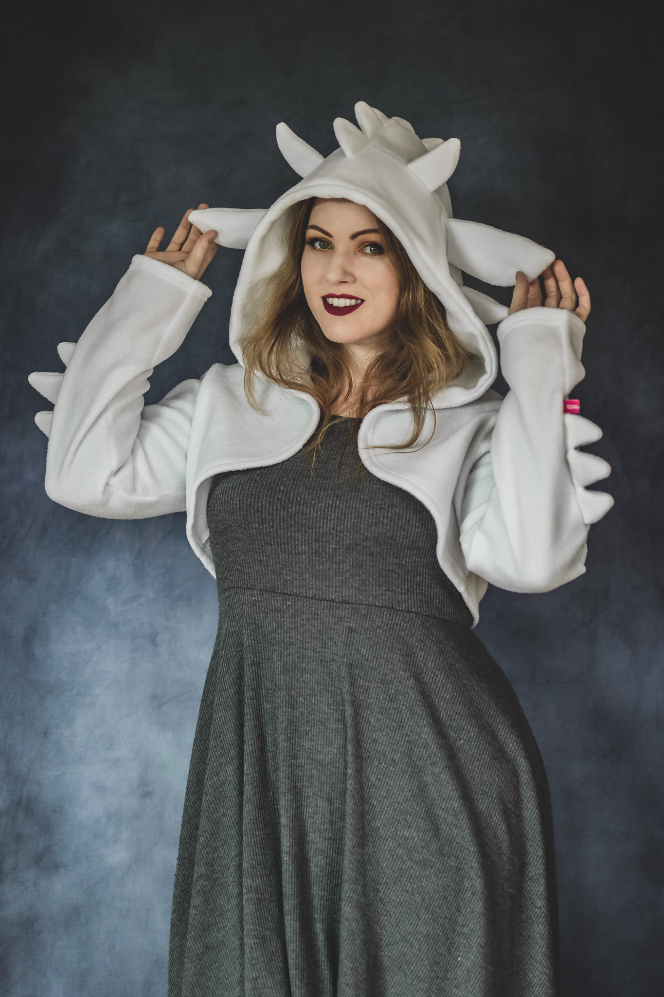 White Dragon Puppet Cosplay-BB078