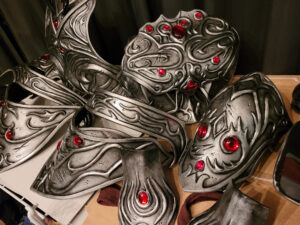 Read more about the article Red gems I used for my Lae’zel cosplay
